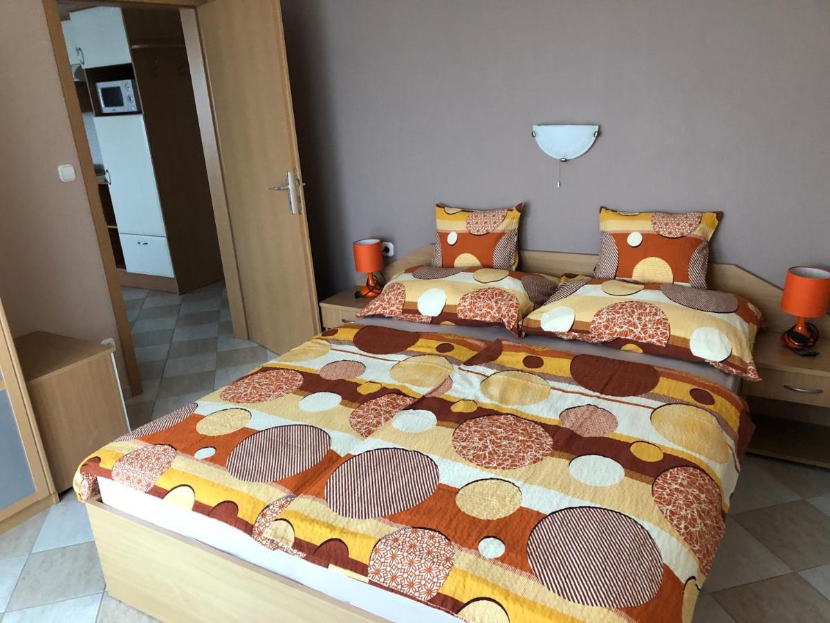 Jozsef Apartments House Залакарош Экстерьер фото