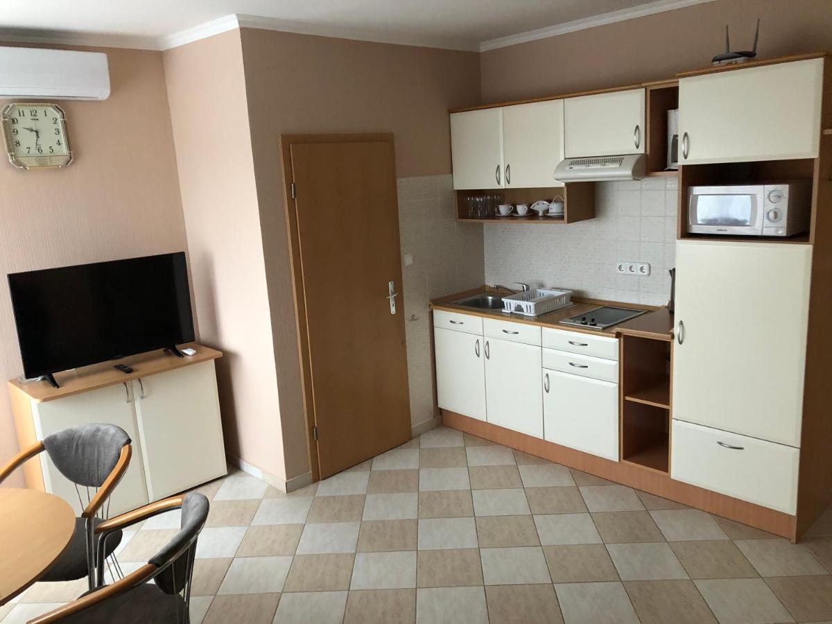 Jozsef Apartments House Залакарош Экстерьер фото