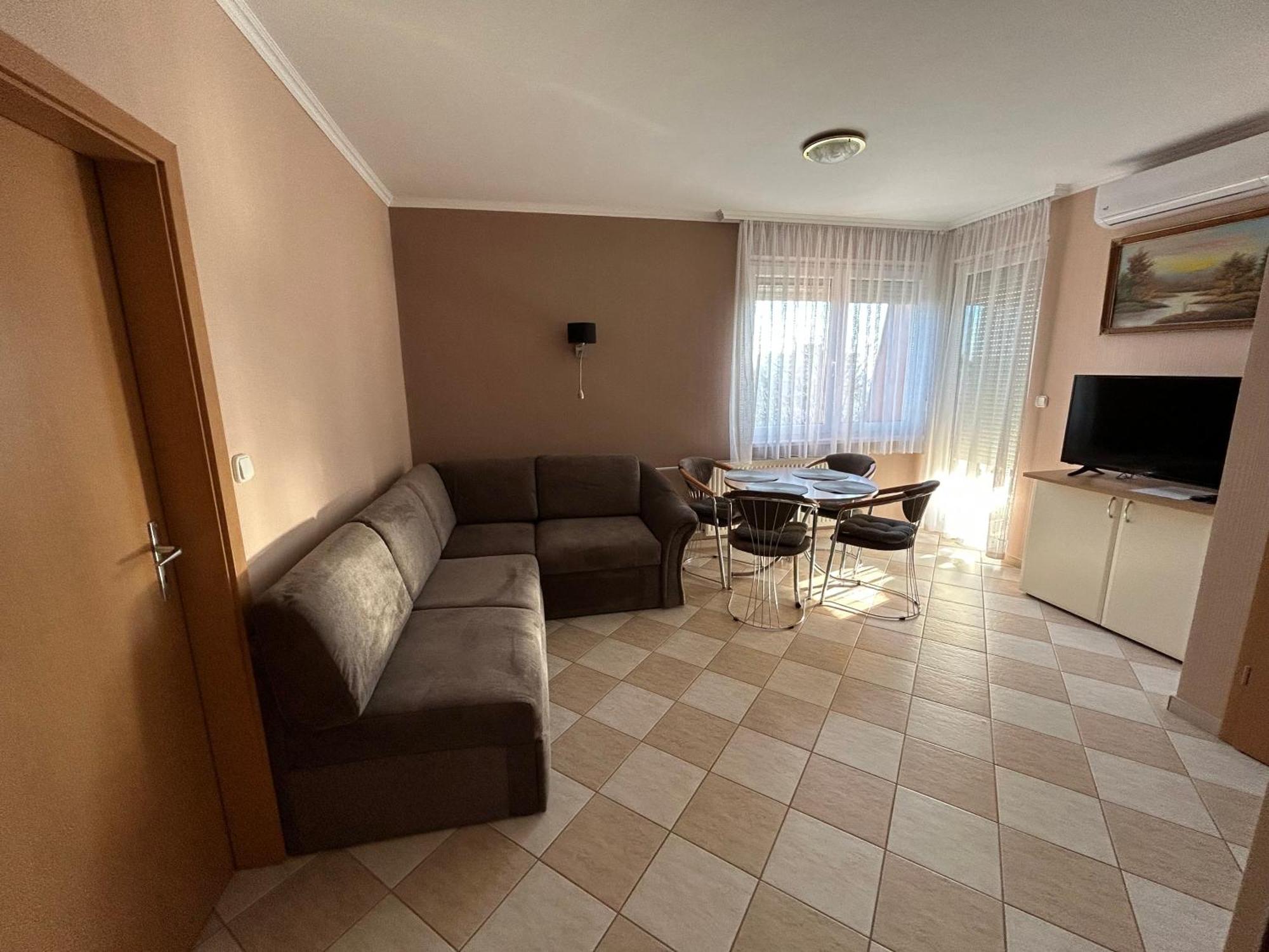 Jozsef Apartments House Залакарош Экстерьер фото