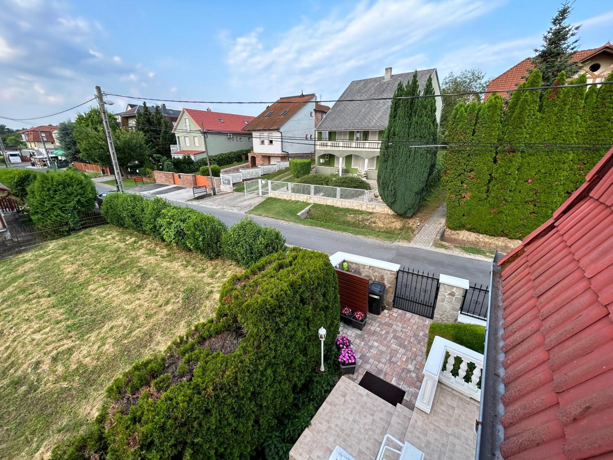 Jozsef Apartments House Залакарош Экстерьер фото